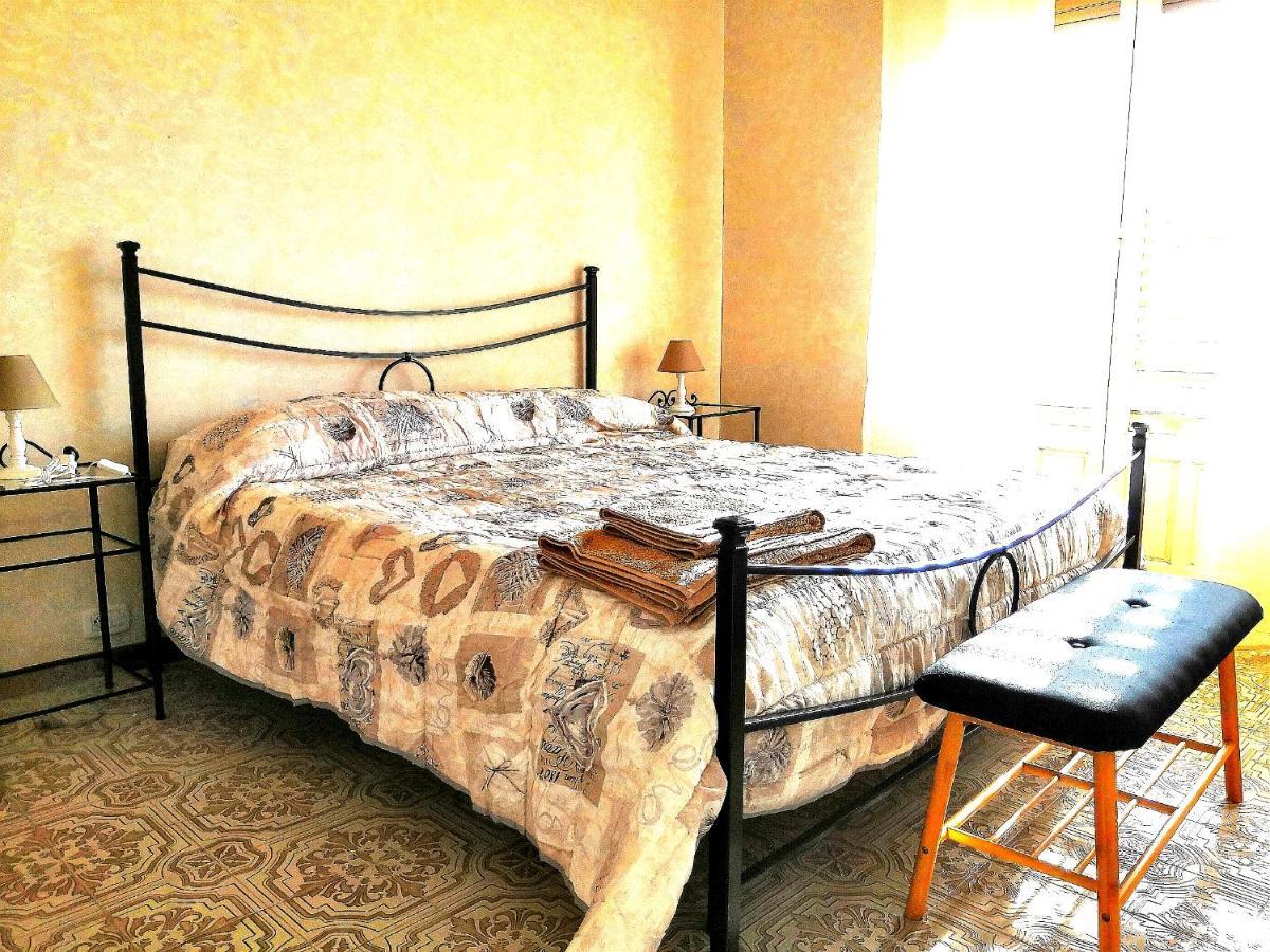 Novara Suite Екстер'єр фото